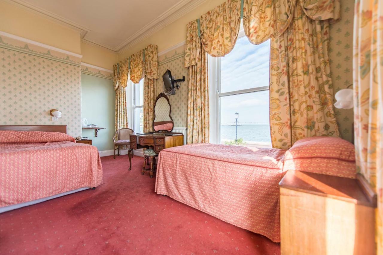 Queens Hotel لاندودنو المظهر الخارجي الصورة